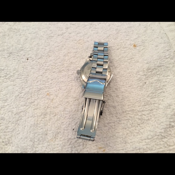 Tag Heuer diamond is really new faces is new have box is 15cm - Picture 6 of 9